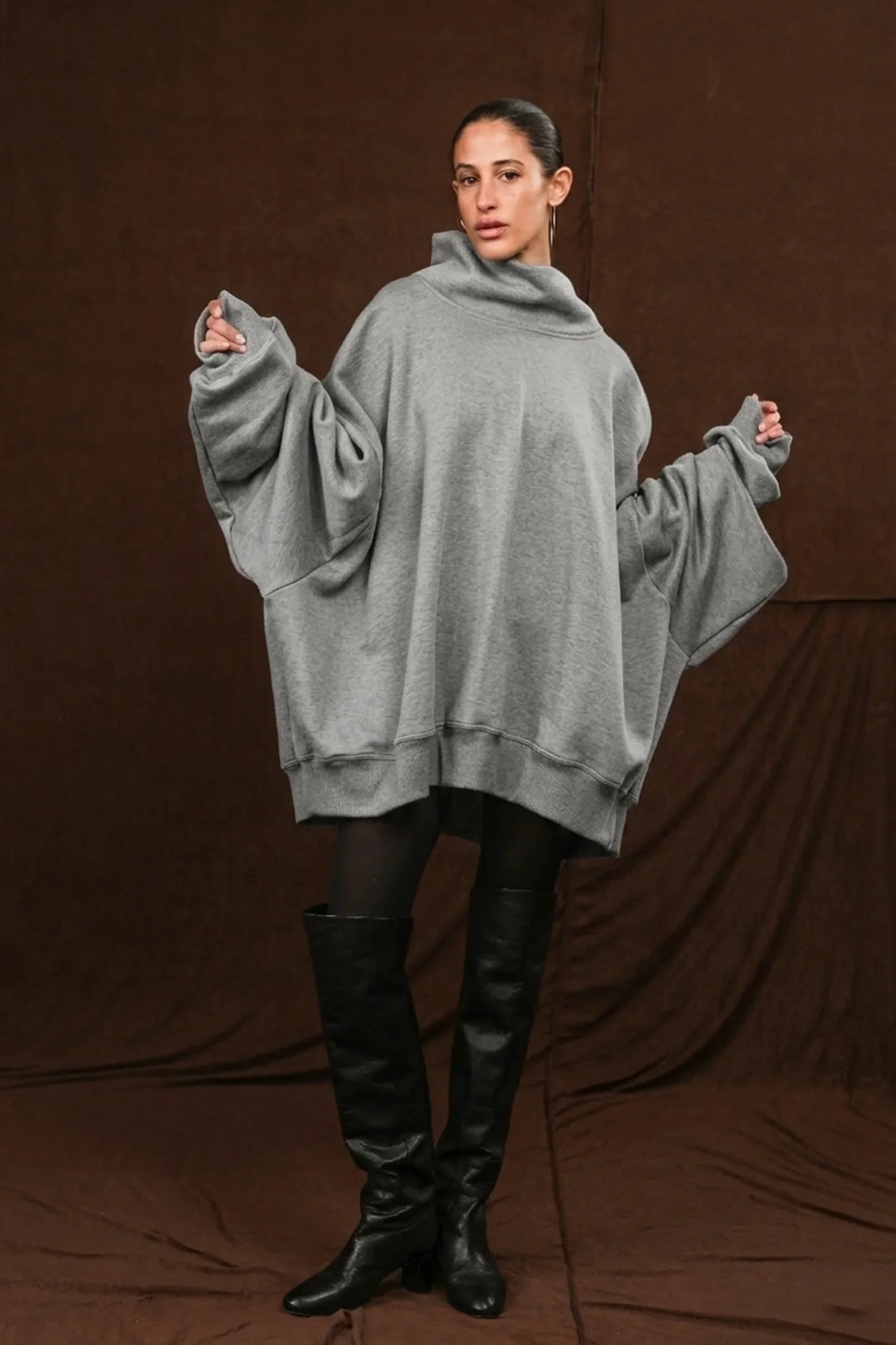 P4666 GRAY